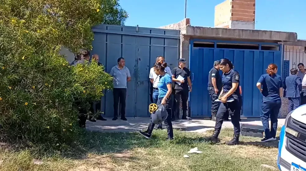 km_10- contexto - casa de rojas_1080p_24f_20221205_205202.00_00_01_14.Imagen fija001