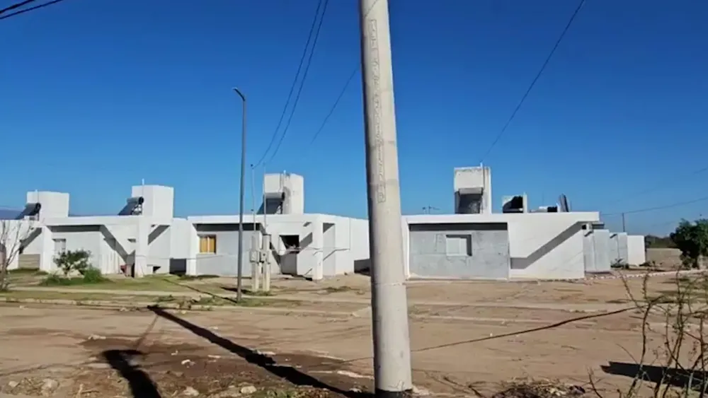 intro cc.00_28_23_14.Imagen fija066