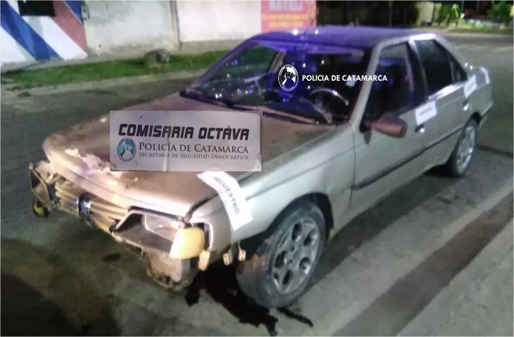 SECUESTRO CRIA. 8 - peugeot 504