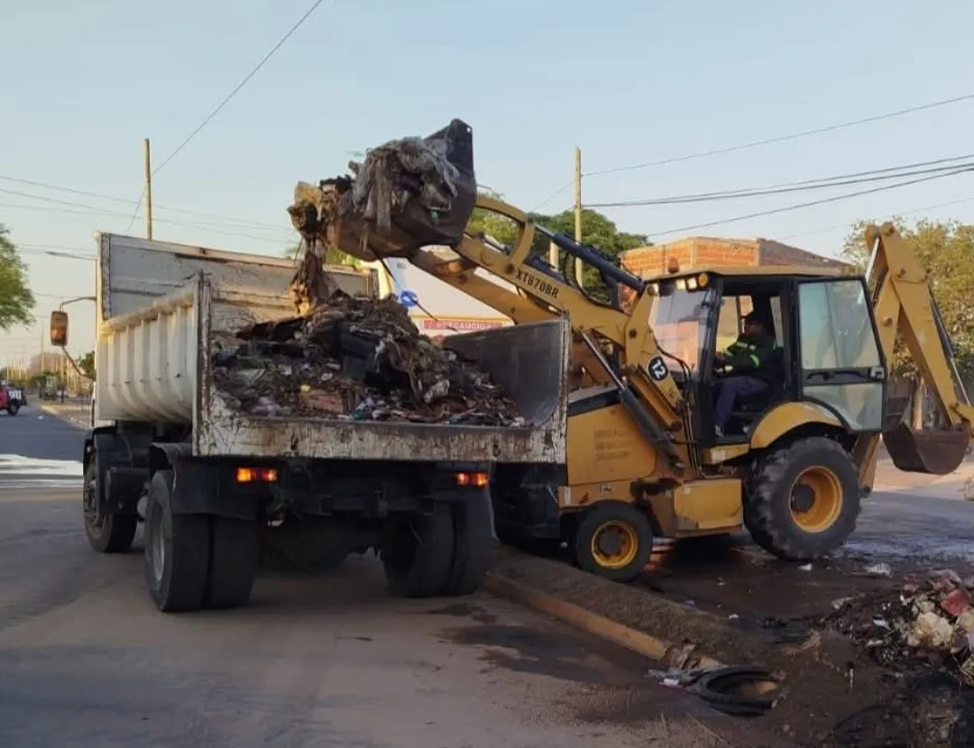 Screenshot_20251016_212337_Facebook