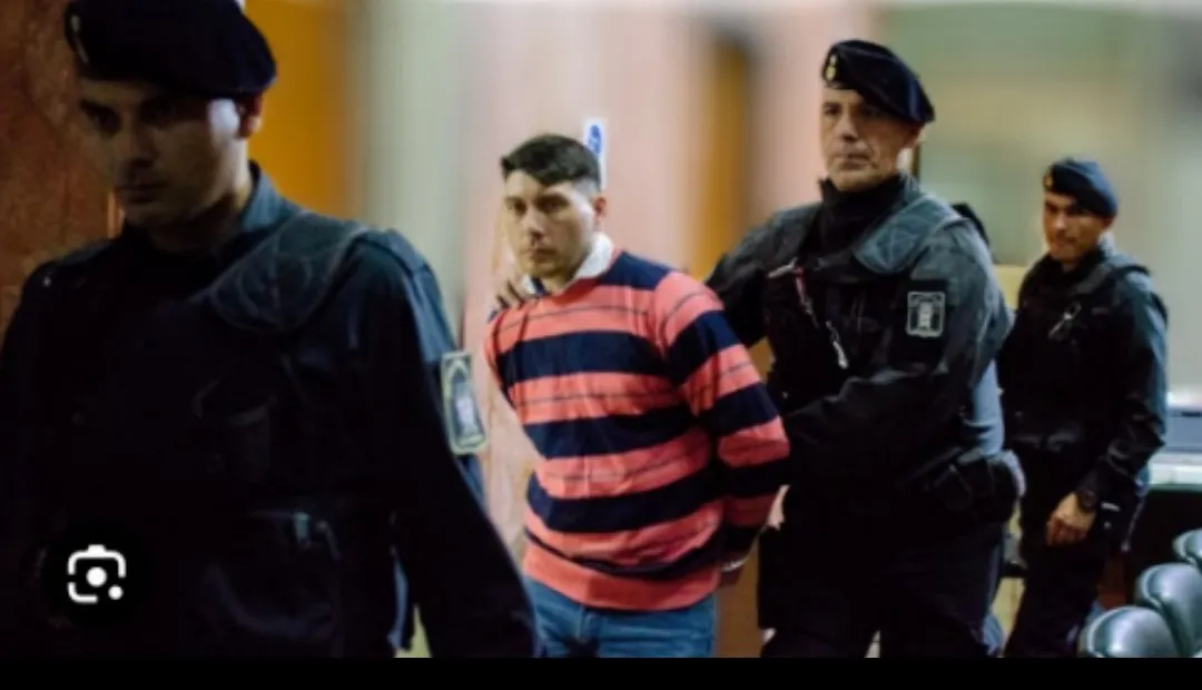 Screenshot_20231010_230451_Photos~2