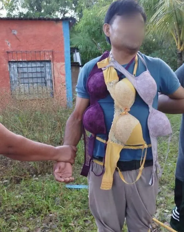 Screenshot_20251122_150151_Photos