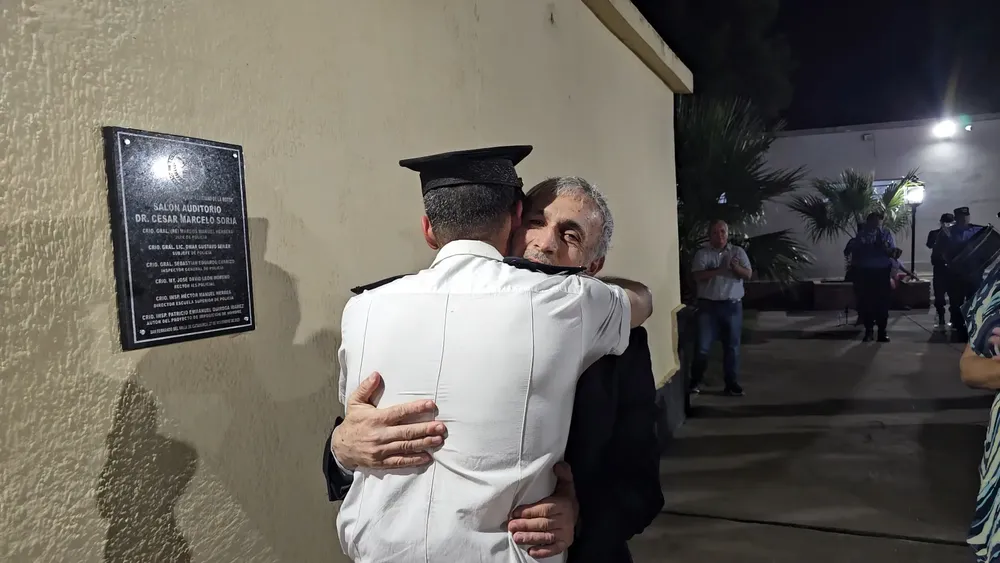 VID_20251127_204809(1)