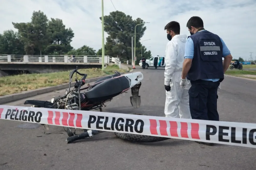 Accidente de motocicleta y pesquisa