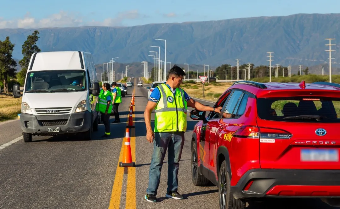 Screenshot_20250418_001906_WhatsApp~2