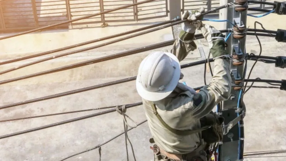 operario-luz-09132019-778582