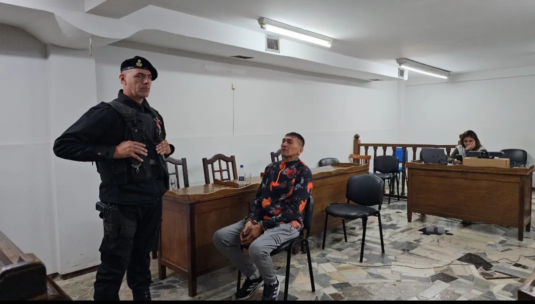 Screenshot_20230810_064346_Photos~2